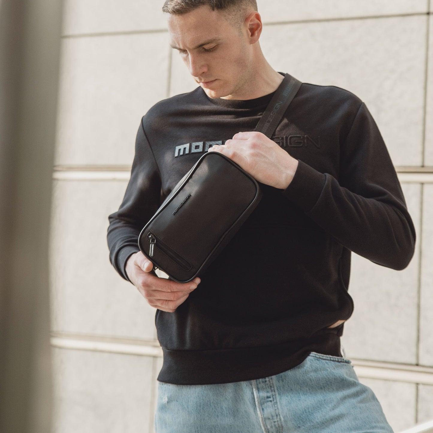 Momodesign Marsupio Sportivo Unico in Saffiano PU e Nylon nero