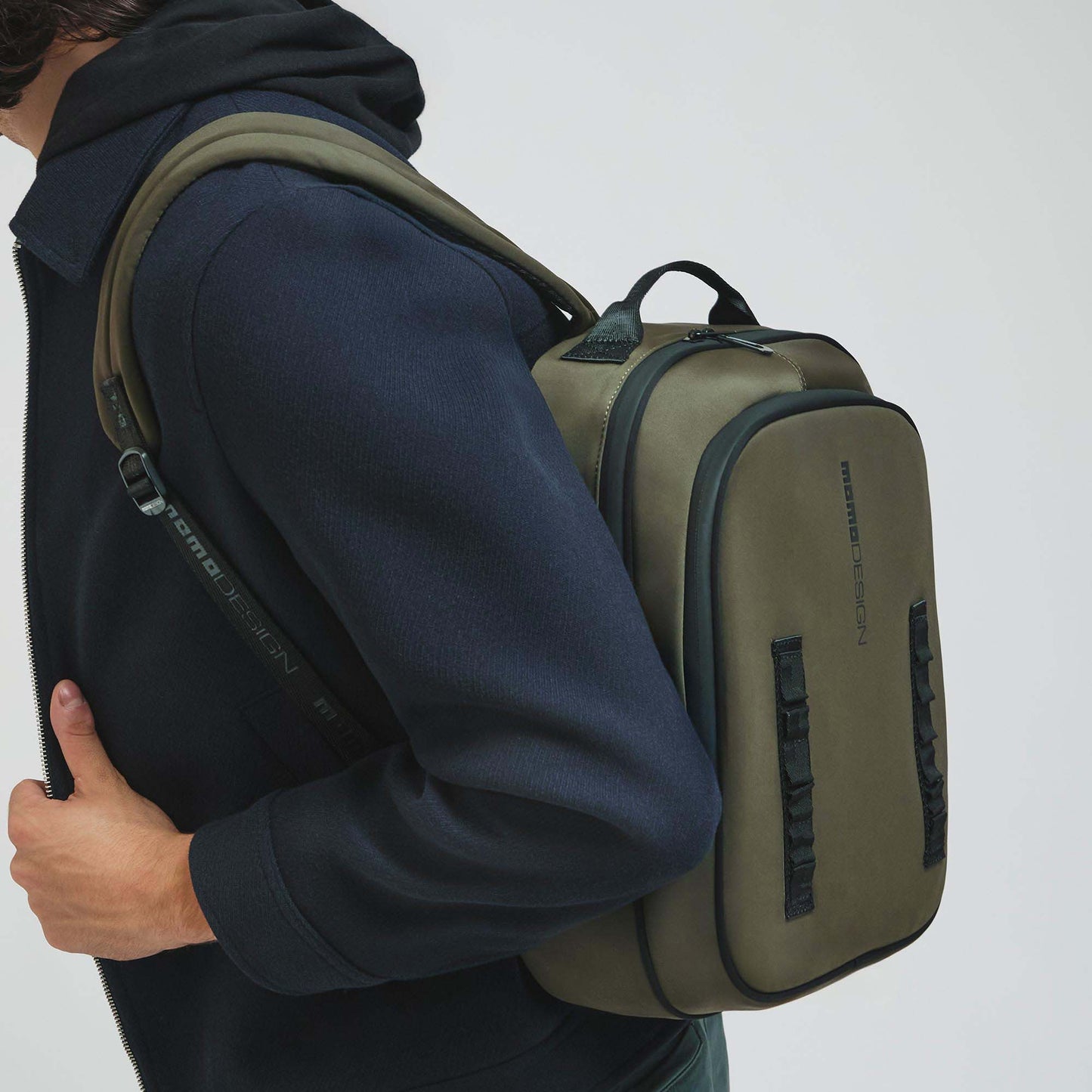 Momodesign zaino sportivo Alpha medio in nylon verde militare