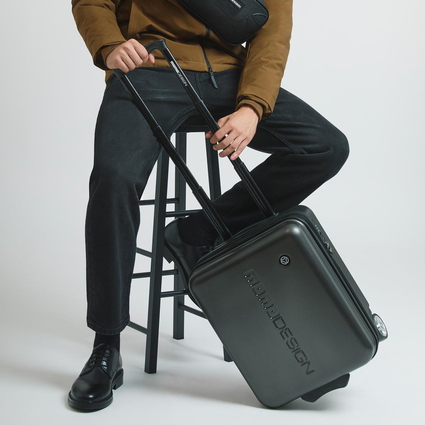 MOMODESIGN Trolley underseat nero