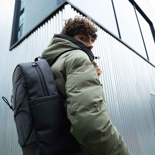 Momodesign Zaino Sportivo Adventure con elastico nero