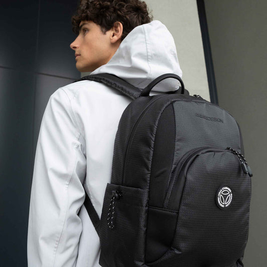 Momodesign Zaino Sportivo Adventure tasca frontale nero