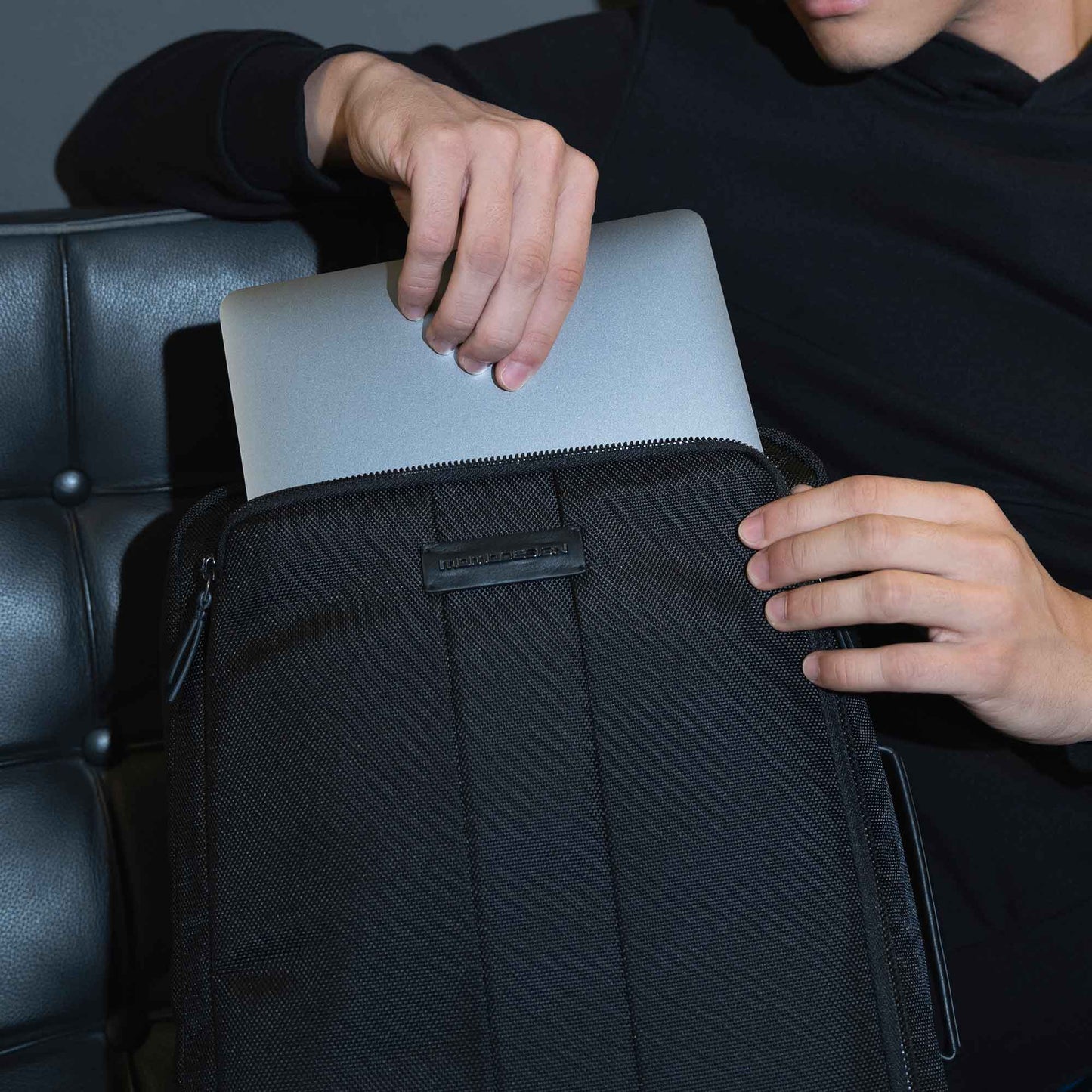 Momodesign Zaino Business Explorer Grande Nero
